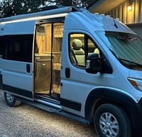 2024 THOR - 18ft Pet friendly