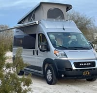2022 Motor coach THOR 12J
