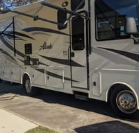 2016 Jayco Alante 31V Class A - Roadtrip in Style!