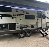 Barky's Rockwood Mini-Lite