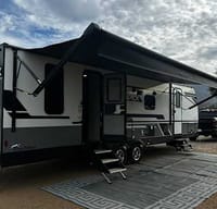 2023 Coachmen RV Apex Ultra-Lite 266BHS