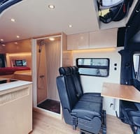 Luxury Adventure Van – Sprinter 170 w/ Pop-Top