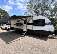 2024 Forest River Salem 261BHXL Sleeps 6!