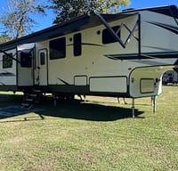 2023 CrossRoads RV Volante 375MD