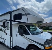 Kelsie & Kyle’s Mini RV Retreat