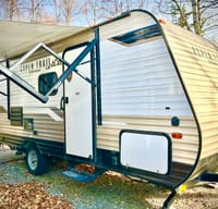 Wade & Annie’s 2020 Aspen Trail BunkHouse Trailer