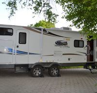 2013 Coachmen Freedom Express