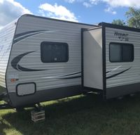 PERFECT FAMILY TRAVEL TRAILER!!