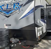 XLR Hyperlite- sleeps 8, fun for family!