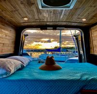 CAMPERVAN - Nissan NV2500 (high roof) - with a view of your choice