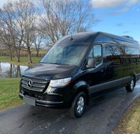 Luxury Mercedes-Benz Sprinter (15 Passenger)