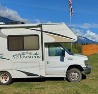 2009 Gulf Stream Yellowstone 23 Feet Class C Motorhome