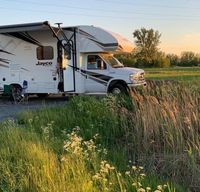 Freedom Jayco REDHAWK Classe C Nouveau prix et nouvelles dispo