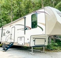 2021 Heritage Glen 356QB - 2 Full Baths, Huge Bunk Room!