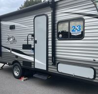 2021 Jayco Flight sleeps 5