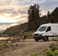 cozy Vandolf