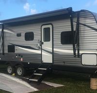 ouRVrentals2 (1 slideout)