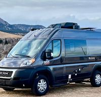 Amazing Camper Van With Full Bathroom! Fits in a Standard Parking Space! Sl