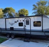 1/2 Ton Towable Large Family Bunkhouse