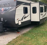 Puma Palomino Well equipped family camper fully stocked and ready to camp!