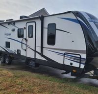 Beautiful 2019 Cruiser RV Embrace * DELIVERY ONLY *