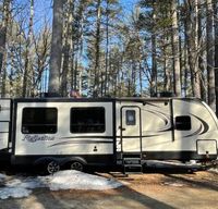 “Abigail” Your Luxury Bunkhouse Accomodations