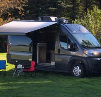 Unlimited Miles, Hotel Room on Wheels. Biggest Kitchen & Bath in a Class B