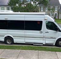 2015 Roadtrek Adventurous Class B Perfect for a small family