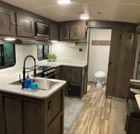 2019 Cruiser MPG Ultra Lite | Perfect Couples Camper | Delivery-Only