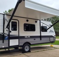 2022 Jayco Jay Feather