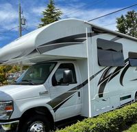 New family friendly 28ft Class C
