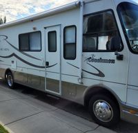 Family Friendly 2002 Coachmen Mirada  Memory Maker