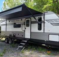 2021 Dutchmen Aspen Trail, Sleeps 10