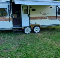 Vintage Gulfstream 23 feet