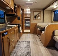 Explore AK in comfort - 2015 Minnie Winnie