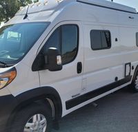 Fully Furnished AMAZING 2023 Winnebago Solis 59PX