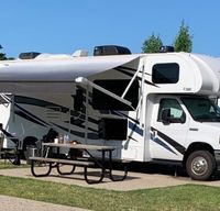 2022 Four Winds - Bunkhouse & Outdoor TV
