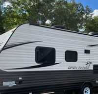 Make: "F.L.Y Camper" Highland Ridge, Open Range, Pet Friendly, *Military-Di