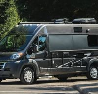 Loft sur la Route - 2021 Dodge Ram 3500  Montecarlo FB
