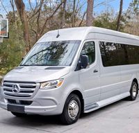 2023 Ultimate Toys Ultimate Coach