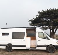 2014 170 Adventure Sprinter (Family friendly, fully loaded)