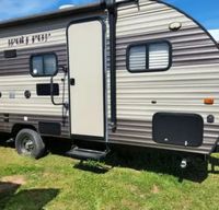 Clean, family and pet friendly, Forest River Wolf Pup 16BHS Travel Trailer