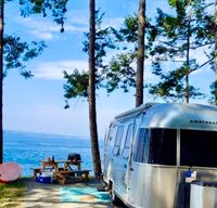 Airstream Glamping: Nomadic Bambi