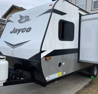 Stacey’s Jayco Jay Flight 184