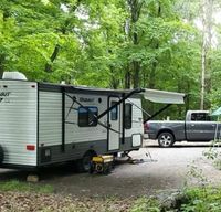 The Fern - CLEAN, LIKE NEW, Keystone Couple's Coach #choosehappytrails