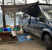 2022 Mercedes 4 X 4 Sprinter - Winterized
