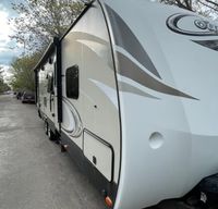2018 Keystone RV Cougar-Sleeps 9!