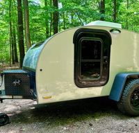 Off-grid A/C and heat! Loaded kitchen, tow with almost any vehicle