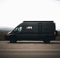 "Kineo" Off-Grid Adventure Van