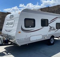 Light Weight - Cozy Kid and Pet Friendly Camper